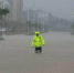 琼海突降暴雨致高速公路积水 警方提醒请减速慢行(图) - 海南新闻中心