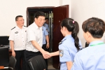 范华平到乐东调研并慰问基层民警 - 公安厅