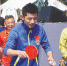 体育庙会上演“车轮大战” 张继科在三亚与百名乒乓球爱好者对战 - 海南新闻中心