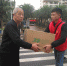 贾大爷带动游客献爱心 传递社会正能量获点赞 - 海南新闻中心