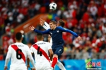丹麦1:1澳大利亚 法国1:0秘鲁 克罗地亚3:0阿根廷 - 中新网海南频道