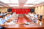 海南省公安厅召开庆“八一” 军转干部座谈会 - 公安厅