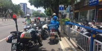 @外卖小哥：别再闯红灯、逆行了！东方交警成立整治小组 - 海南新闻中心
