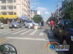 儋州街头面包车与电动车相撞 一学生受伤 - 海南新闻中心