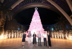 三亚国际免税城最美圣诞树点亮海棠湾 - 海南新闻中心