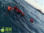 误入三亚一工程建设水域，渔船触礁下沉，4名渔民被困 - 海南新闻中心
