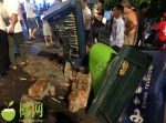 海口一越野车冲入人行道致4人受伤，1人被卡在车底下… - 海南新闻中心