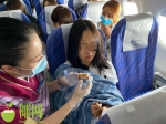 紧急！三亚飞西安航班上一旅客呼吸困难，关键时刻幸好有她们…… - 海南新闻中心