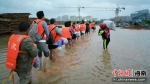 强降雨致多处受灾 万宁消防紧急营救群众400余人 - 中新网海南频道