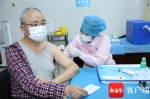 首针带状疱疹疫苗落地海口 市民可持身份证到指定门诊接种 - 海南新闻中心