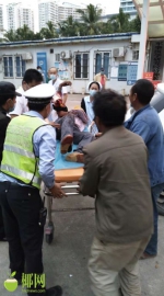 一人手臂血流不止 三亚交警紧急“开路”帮助送医 - 海南新闻中心