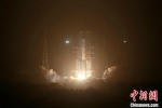 长征七号改遥二火箭在文昌成功发射 - 中新网海南频道