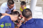 痛！男童手指被水杯瓶口卡住，家长求助三亚消防...... - 海南新闻中心