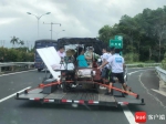 为拍电影在高速公路上“龟速”行驶 万宁一货车被罚 - 海南新闻中心