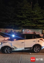 海口海甸二东路两车相撞 一名司机涉嫌醉驾 - 海南新闻中心