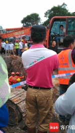 紧急救援！文昌一农场突遇塌方2名工人被埋，目前1人已被救出 - 海南新闻中心
