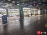 美兰机场T2停车楼指示牌与地面标线不符绕晕接机人 - 海南新闻中心