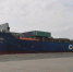 　“飞云河”轮在海南洋浦港加注首船保税油。(资料图片) - 海南新闻中心