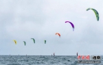 2022年全国水翼帆板&风筝板冠军赛在琼海博鳌开赛 - 中新网海南频道