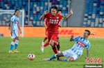 2022中超联赛第四轮：广州城0-3不敌河南嵩山龙门 - 中新网海南频道