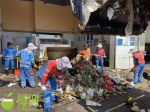 女子丢失6克多黄金戒指 海口多名环卫工人翻找约6吨垃圾寻回 - 海南新闻中心