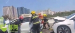 海口世纪大桥两车追尾后，一司机下车查看情况，被撞身亡！ - 海南新闻中心