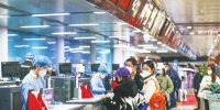 海口美兰国际机场：单日运输旅客量近5万人次 - 中新网海南频道