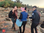 3名游客因海水涨潮被困礁石上，昌江警方紧急救援 - 海南新闻中心