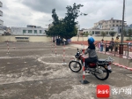合格率85％ 海口交警下乡镇开展摩托车驾驶人考试 - 海南新闻中心