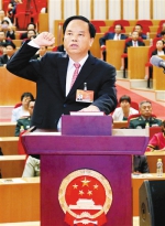 省五届人大六次会议隆重召开 - 人民代表大会常务委员会