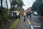 环岛高速三亚往海口方向琼海路段发生汽车追尾事故 - 海南新闻中心